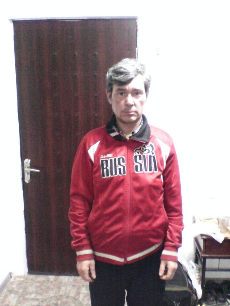  11176106  Oleg, 53 ,    