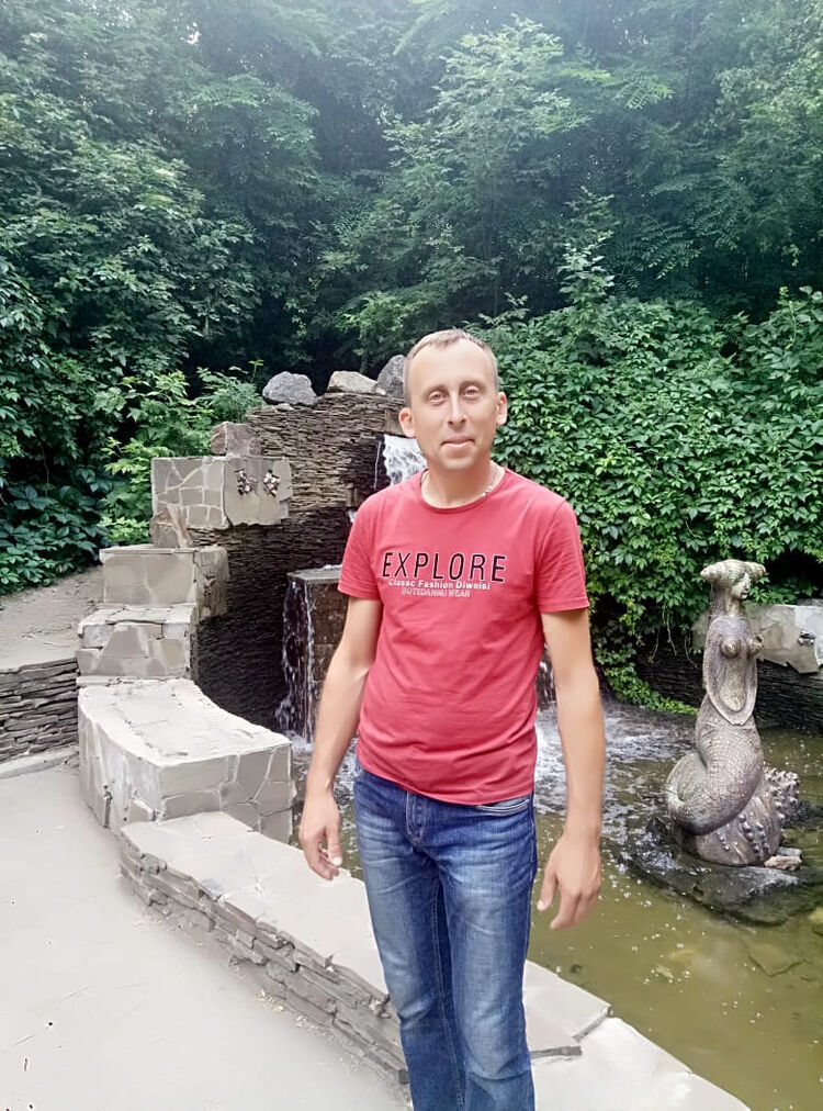  29139956  Sergej, 39 ,    