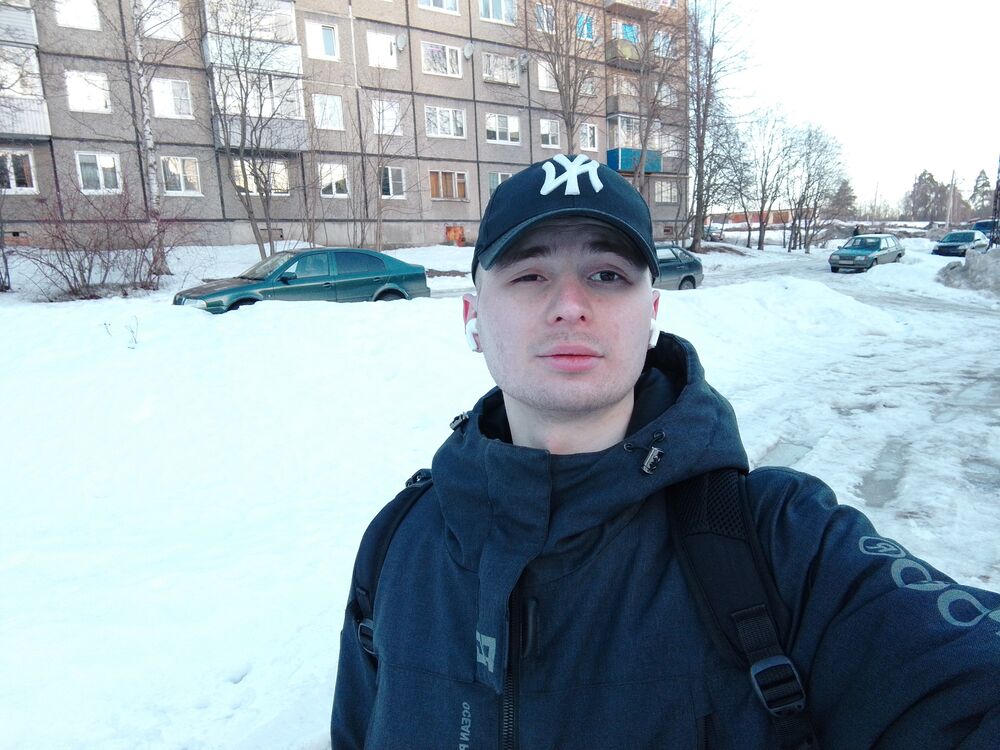  42208796  Kirill, 27 ,    