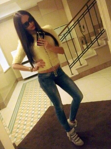  4205606  Karina, 34 ,    