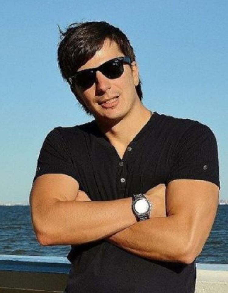 ���� 24608836 ������� �����, 52 ����, ���� ���������� � �����������