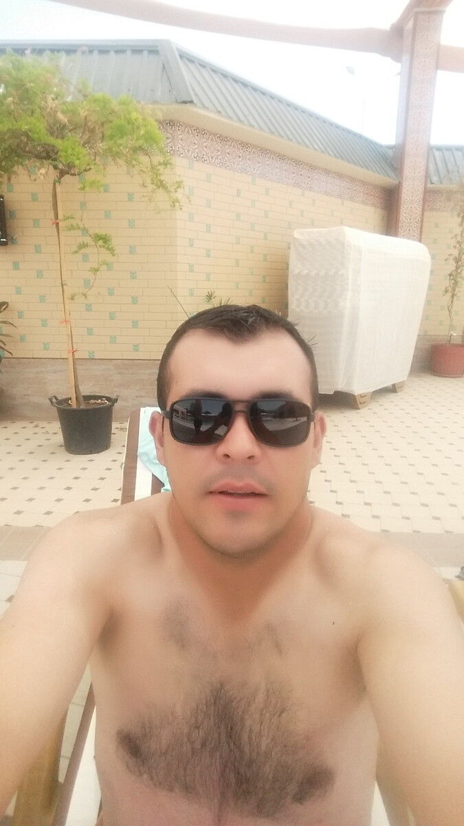  16497646  Bek, 36 ,    