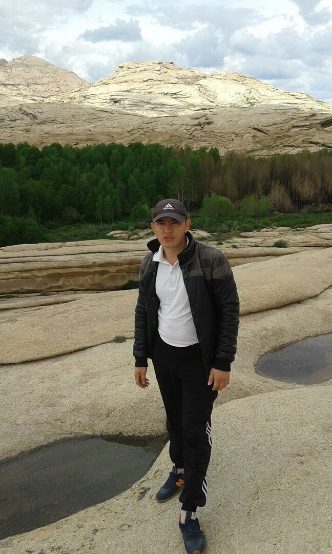  ,   Rusik, 44 ,   