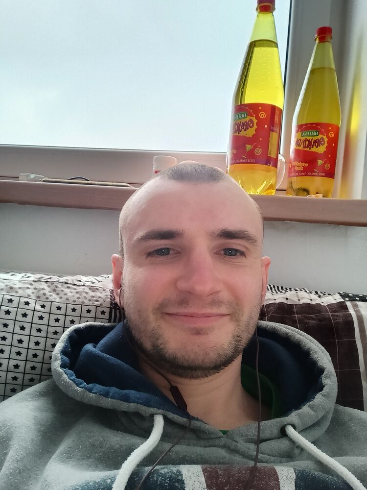  ,   Andrei Melny, 27 ,   ,   , 