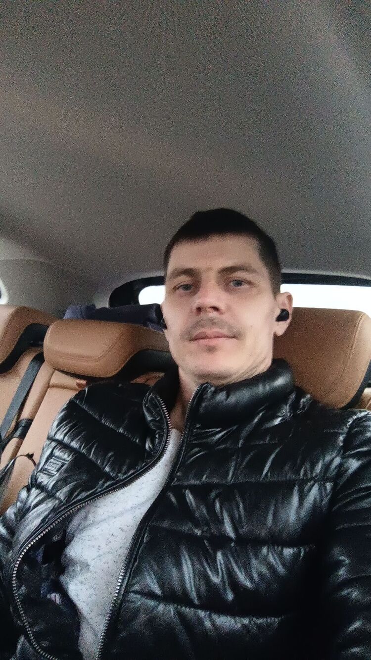  42719776  Konstantin, 34 ,    