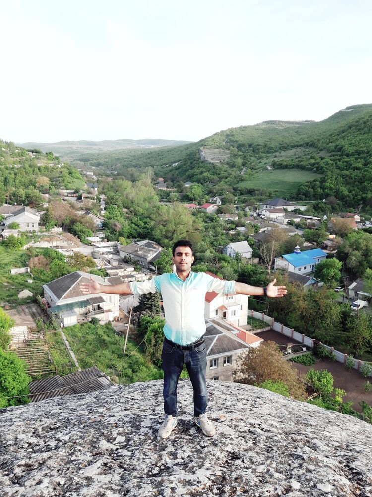  ,   Ruslan, 35 ,   ,   , c 