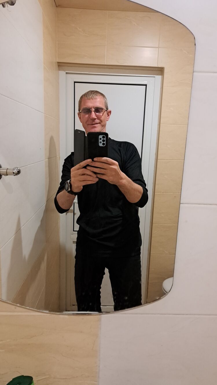  31170746  , 42 ,    
