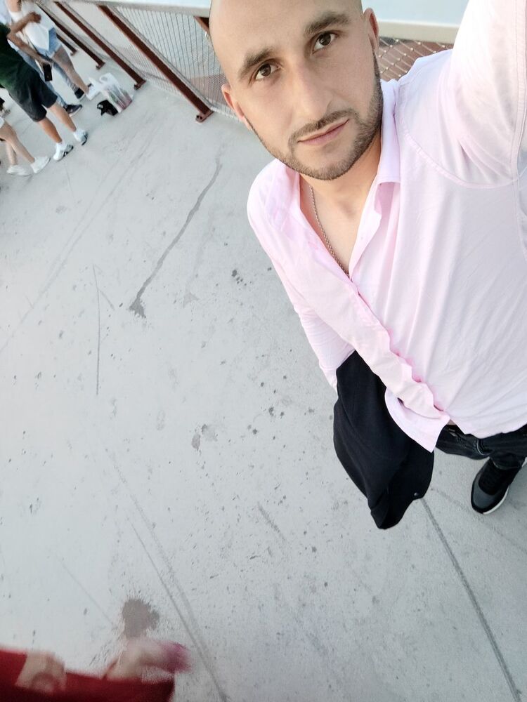 ���� 44262146 ������� Giorgi, 101 ���, ���� ���������� � Tarnowo Podgorne