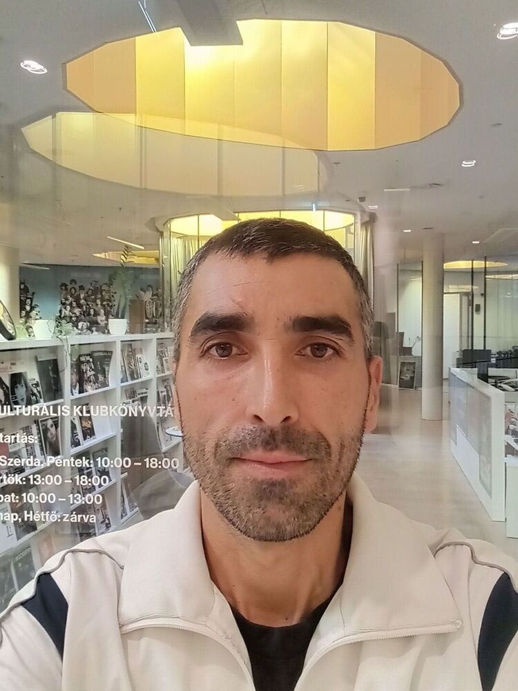  47924736  Anatolii, 35 ,    