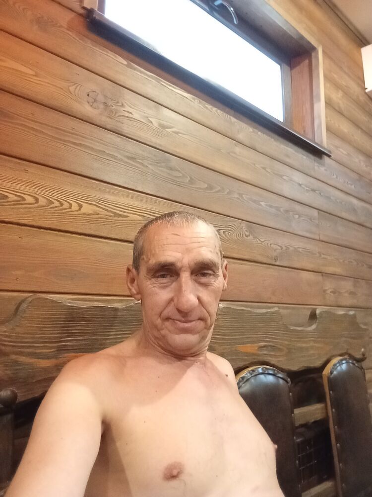  44398126  , 51 ,    