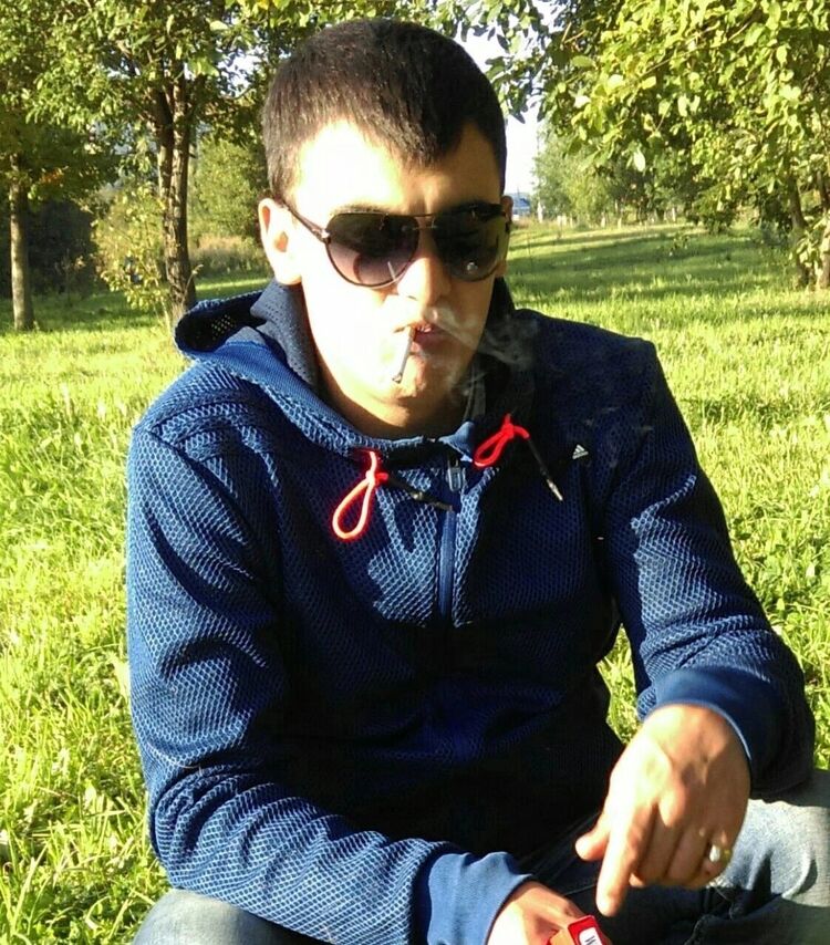  ,   Viktor, 42 ,   ,   , c , 