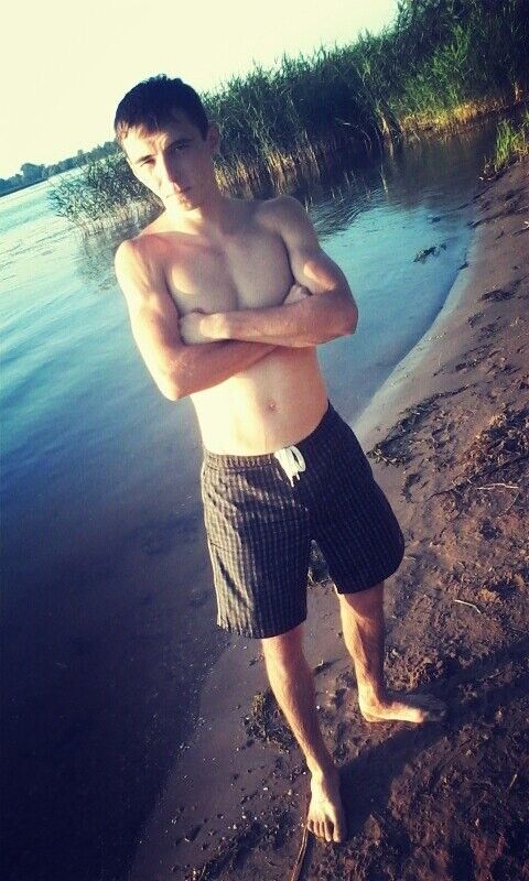  5246926  Aleksei, 34 ,    