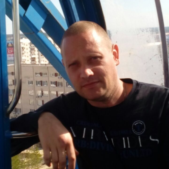  ,   Denis, 41 ,   ,   , c 