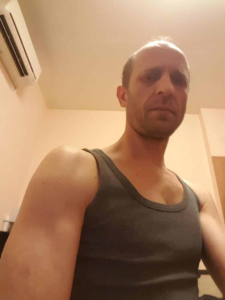  32569796  , 46 ,    