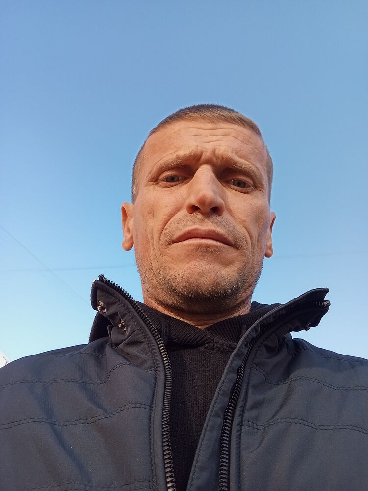  49566716  , 42 ,    