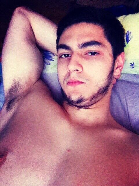  8568116  Artur, 35 ,    
