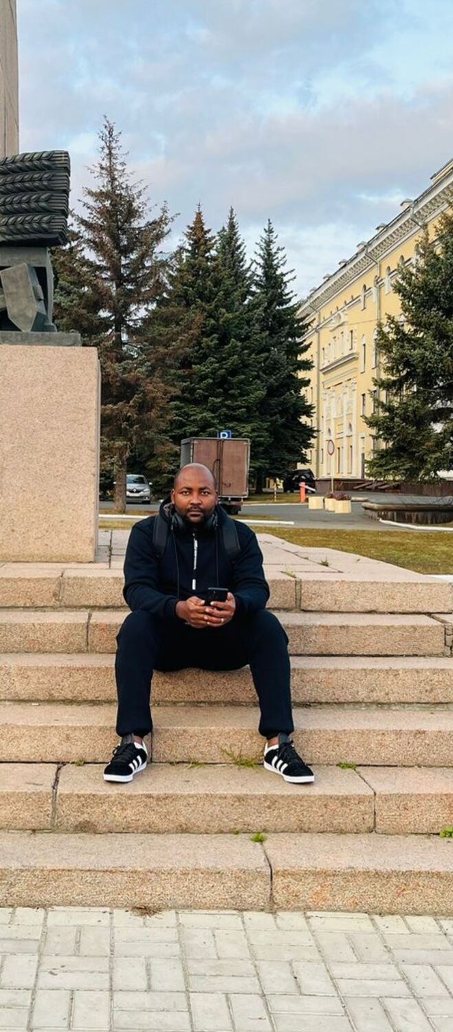  ,   Aristide, 37 ,   ,   