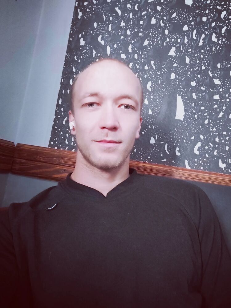  ,   Evgeny, 28 ,   ,   , c 