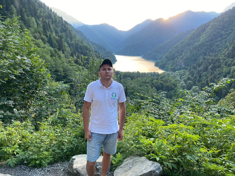  ,   Stepan, 35 ,   ,   