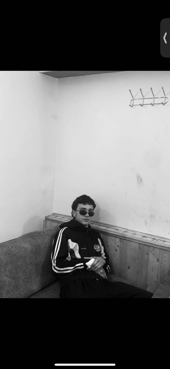  36790786  Ferid, 25 ,    