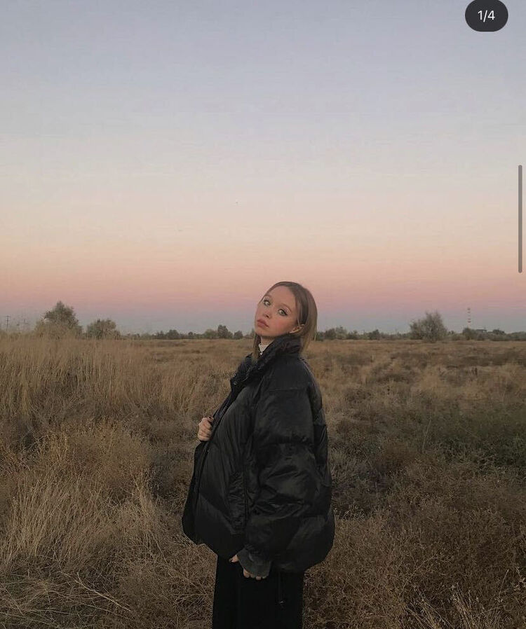  ,   Angelina, 25 ,   ,   , 
