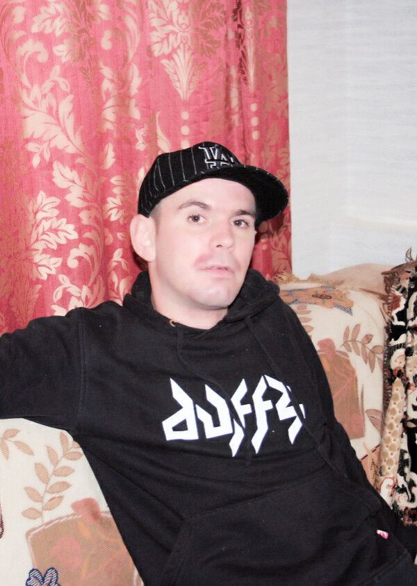  ,   Den Pavlov, 36 ,   ,   , c 