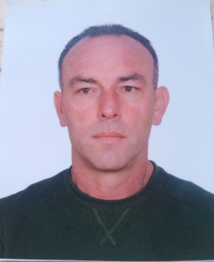  42415256  Mehmet, 48 ,    