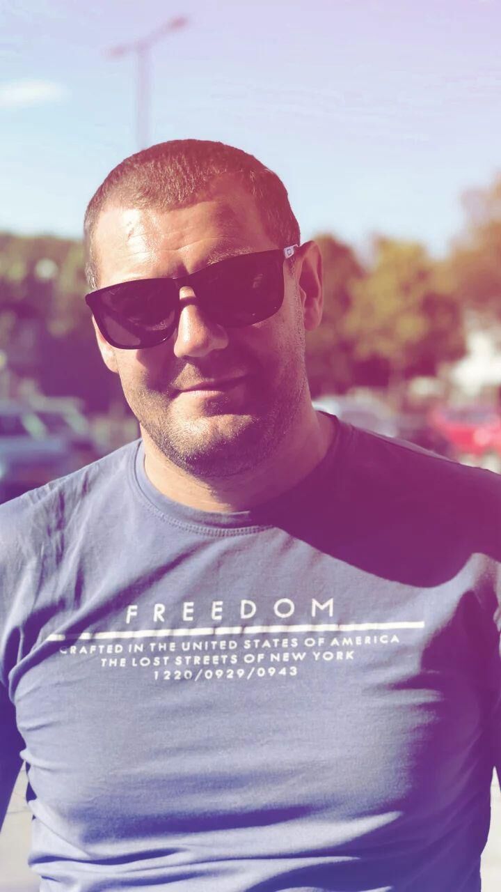  ,   Denis, 41 ,   ,   