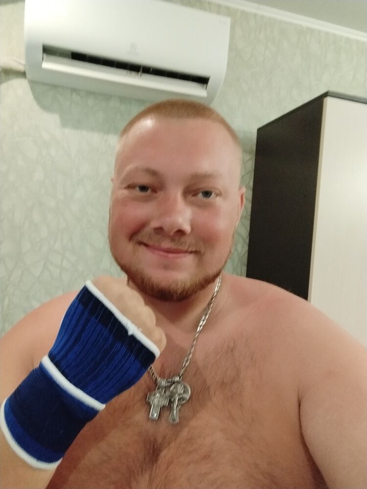  ,   Artem, 29 ,   ,   