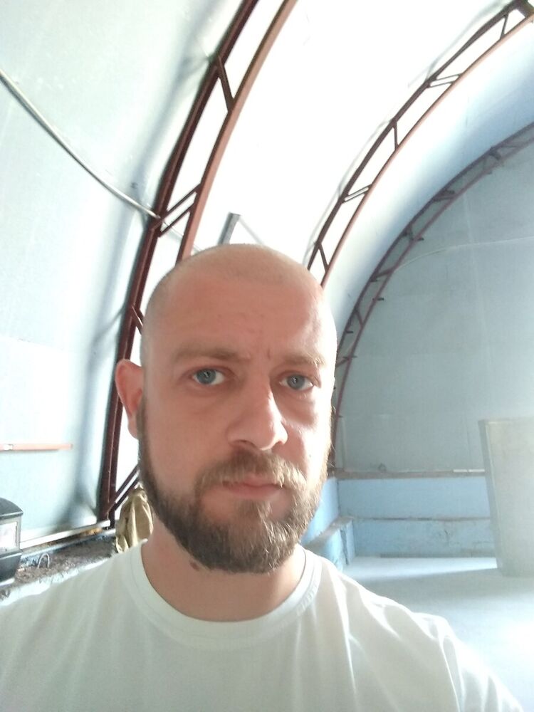  22491666  Slava, 38 ,    