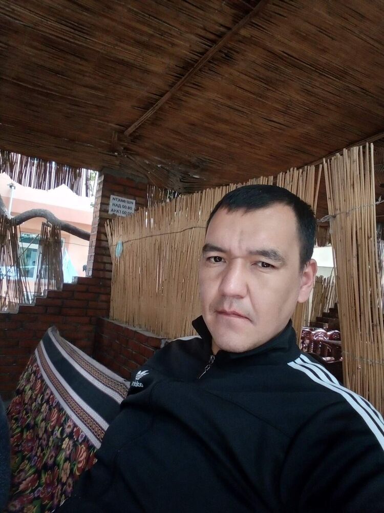  24189036  Tolik, 35 ,    