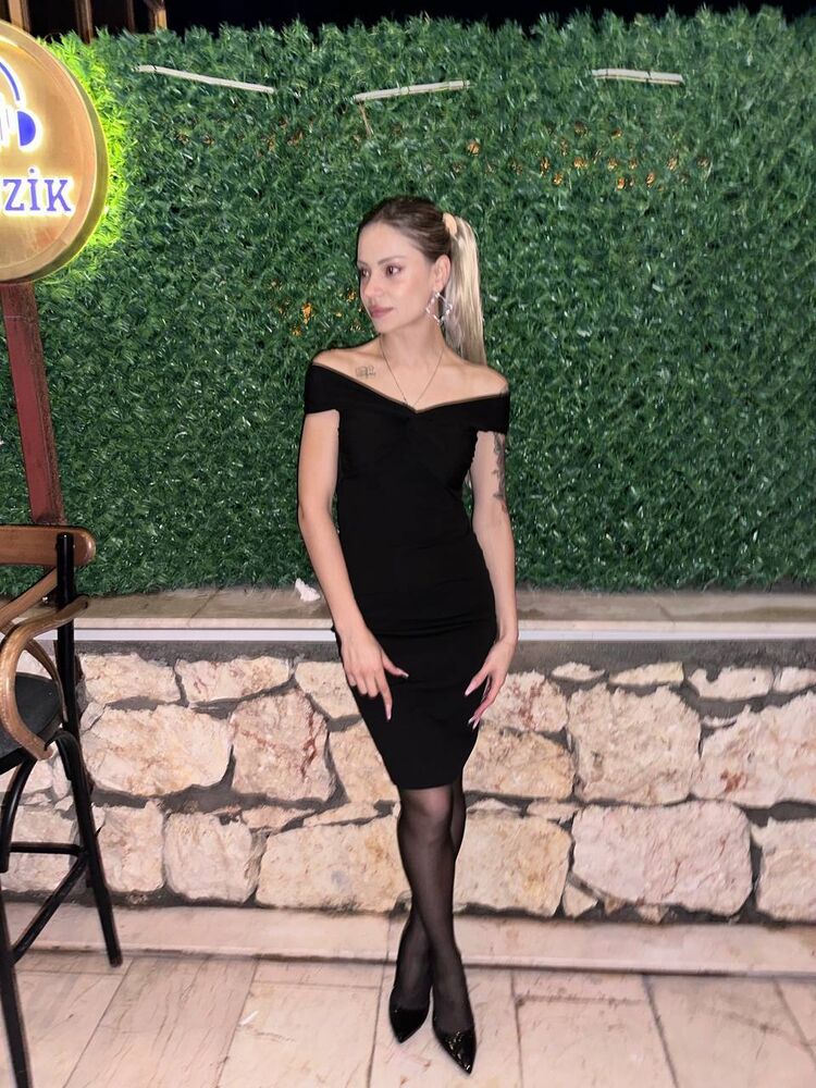  41925206  Darya, 25 ,    