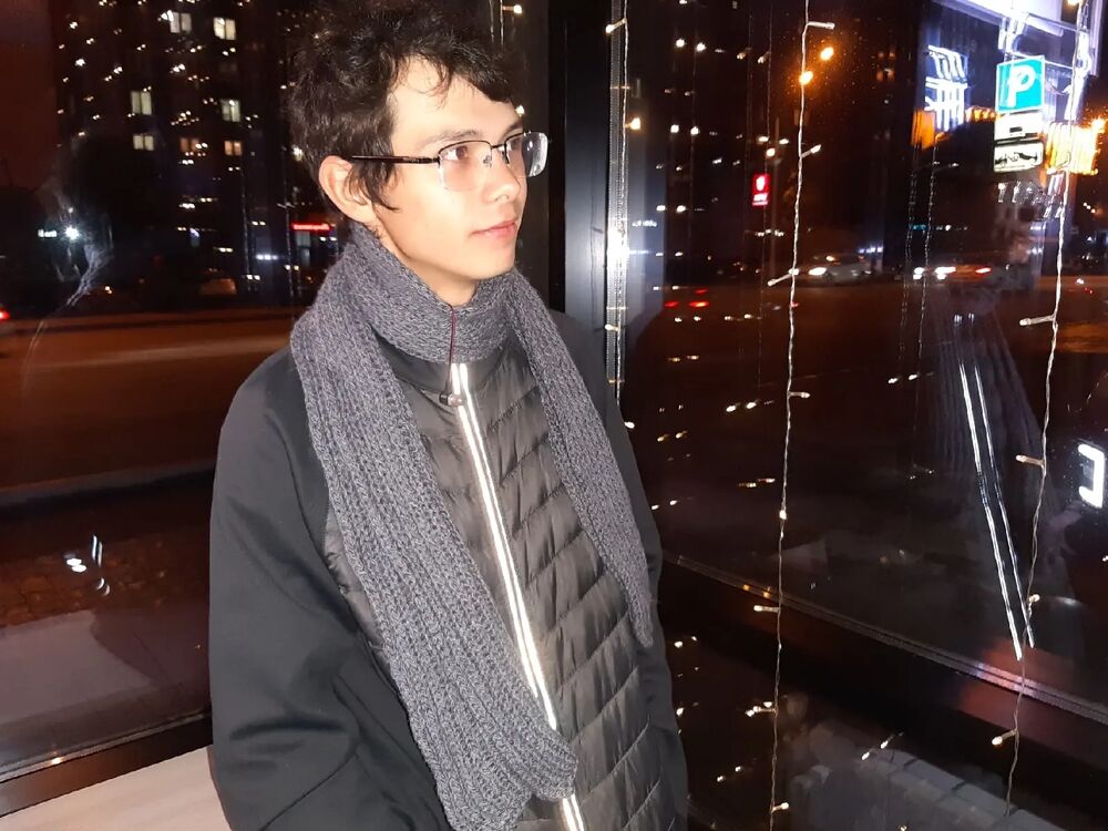  ,   Alexander, 24 ,   