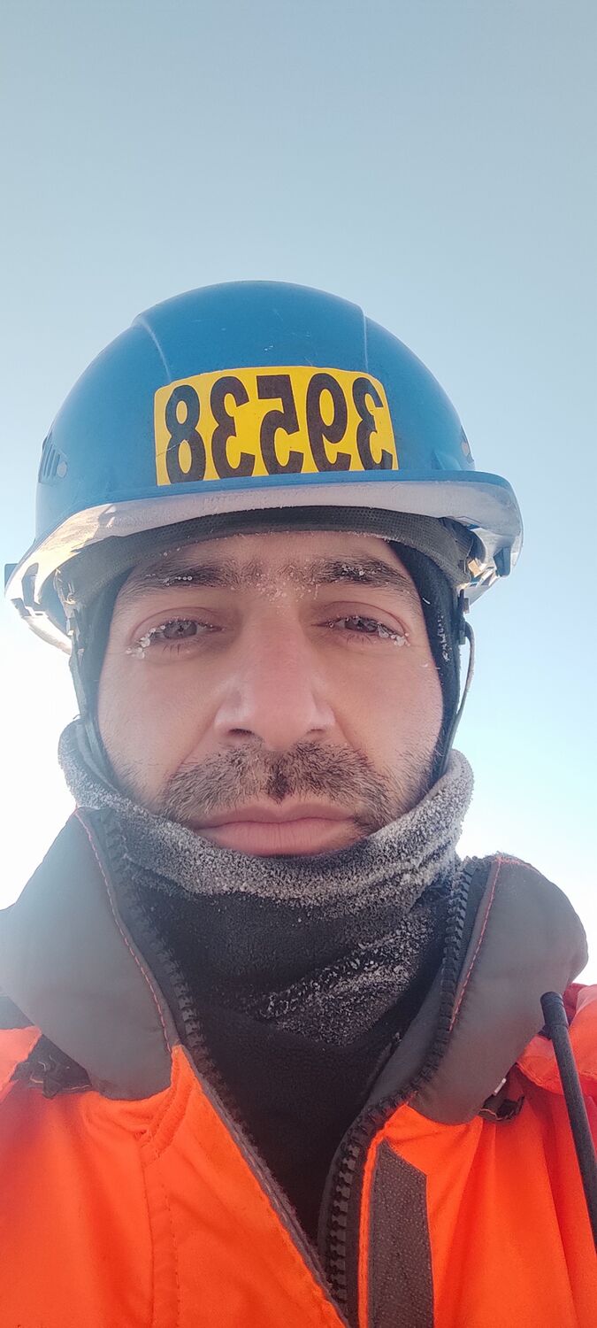  ,   Umit, 42 ,   ,   