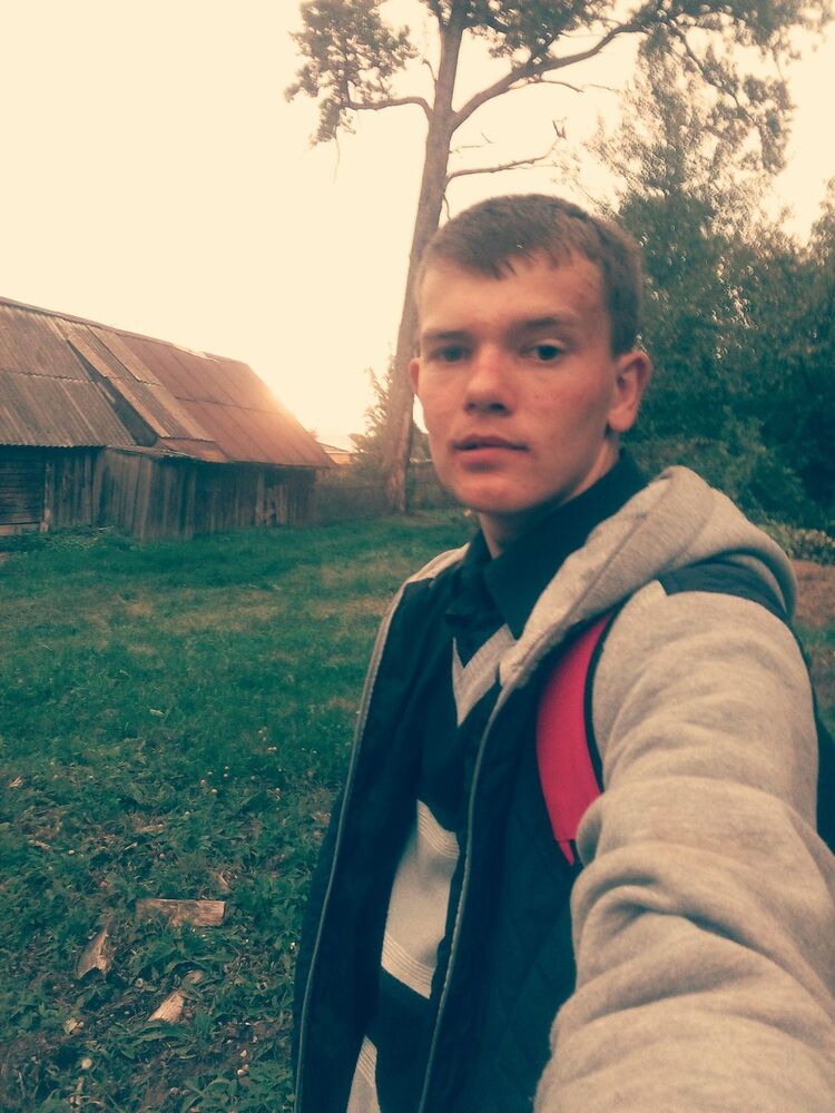  8321946  Romka, 28 ,    