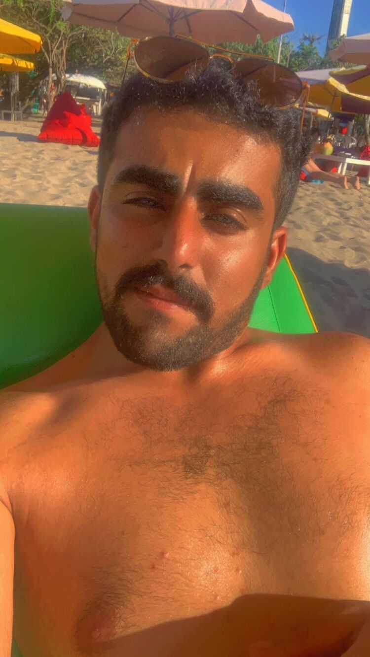  ,   Bassam, 28 ,   ,   