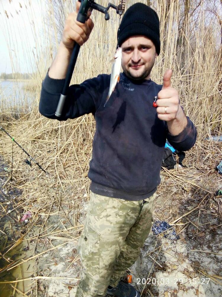  19689446  Nikolay, 35 ,    