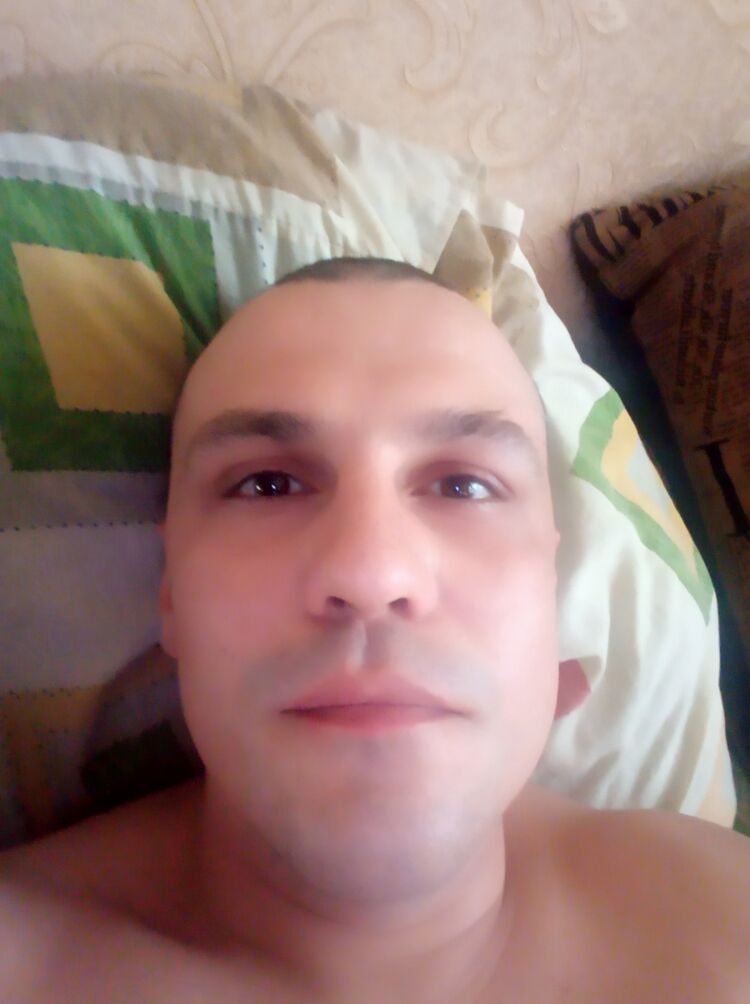  22799586  , 37 ,    