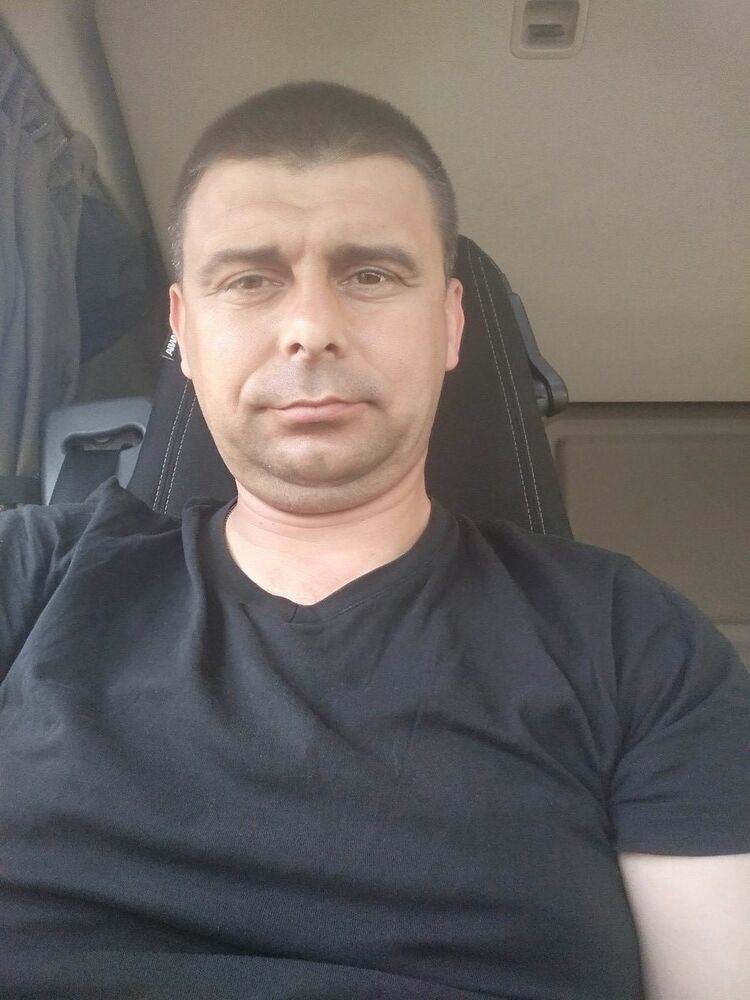  ,   Misha, 44 ,   