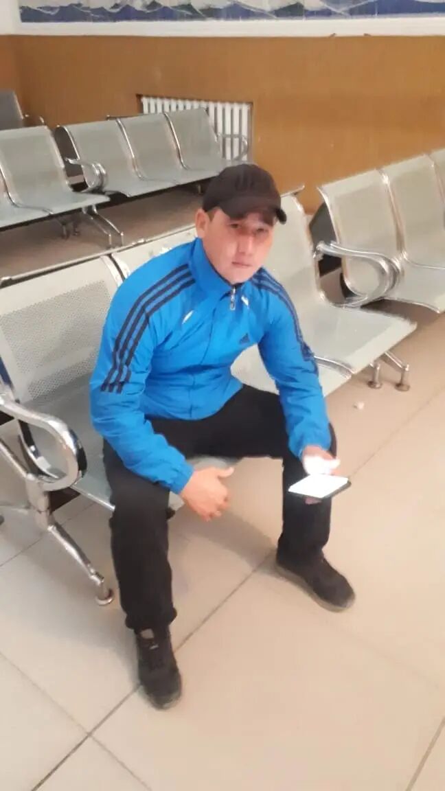  44290246  Nauryz, 32 ,    