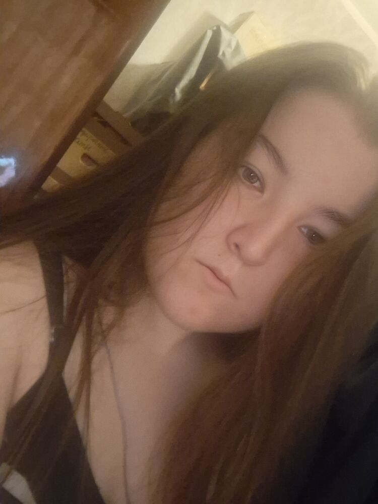  50841056  Anya, 24 ,    