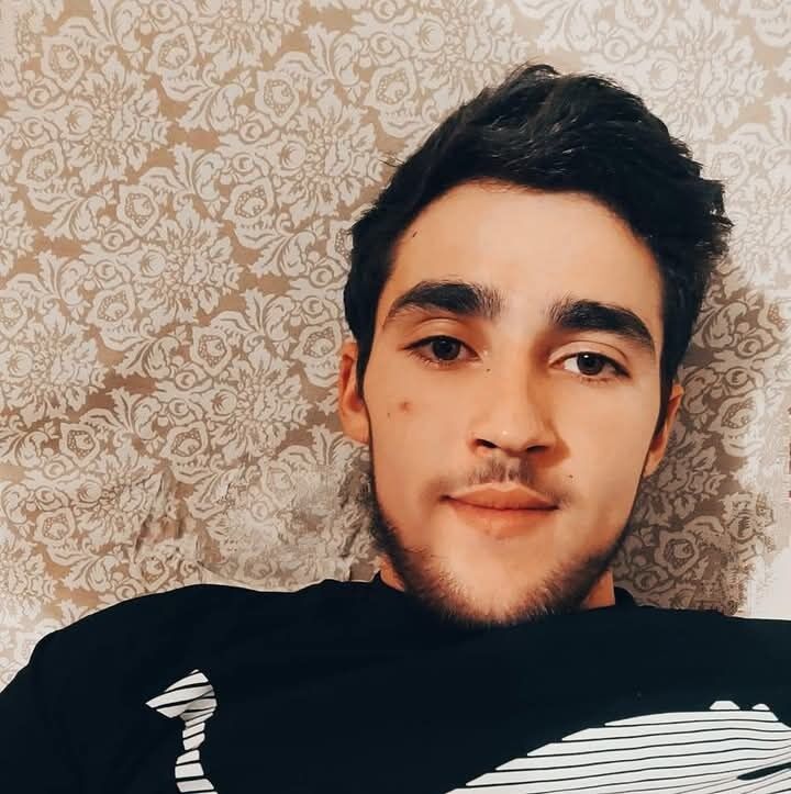  ,   Amir, 31 ,   ,   