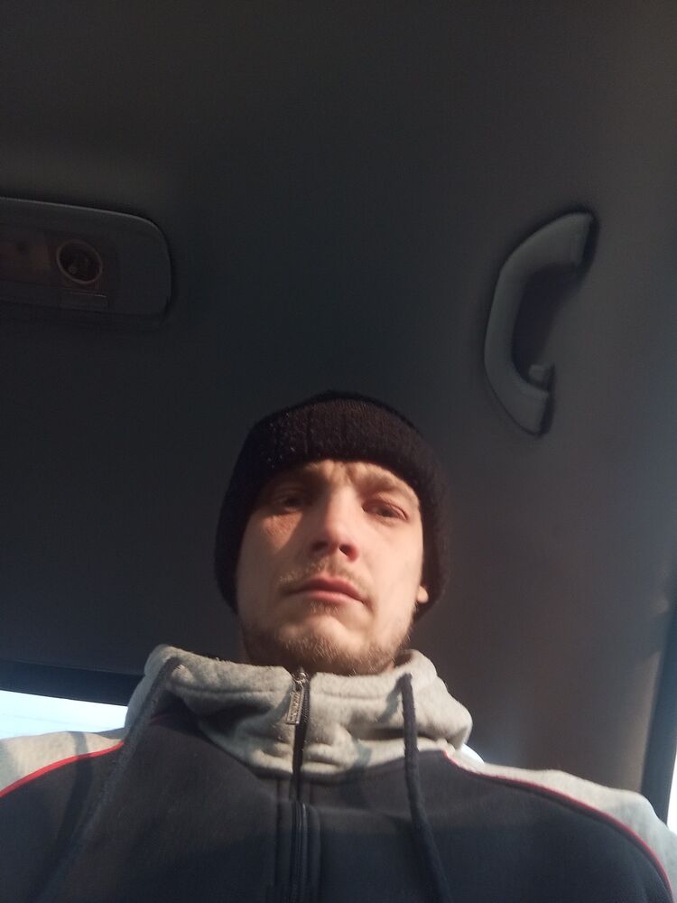  46982926  , 32 ,    