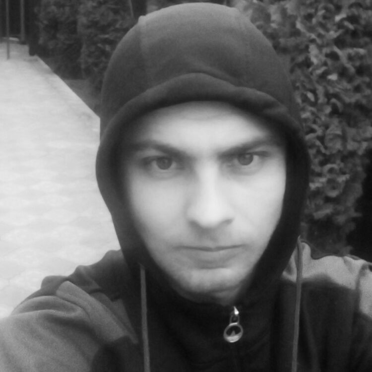  8455846  Makc, 36 ,    --