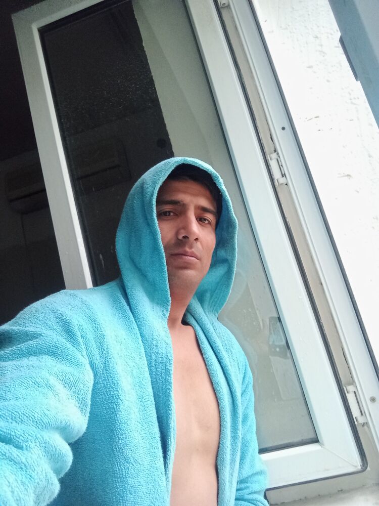  49929816  Jonibek, 32 ,    