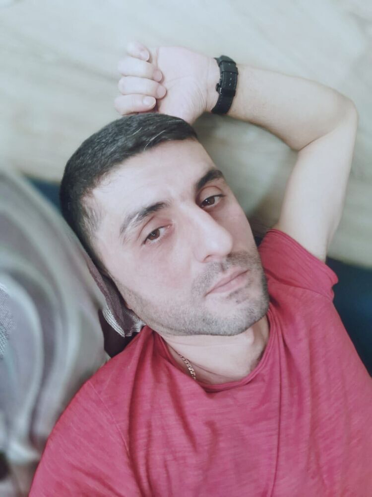  42988166  , 39 ,    