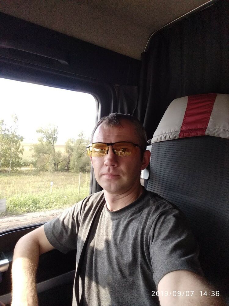  46835866  , 41 ,    
