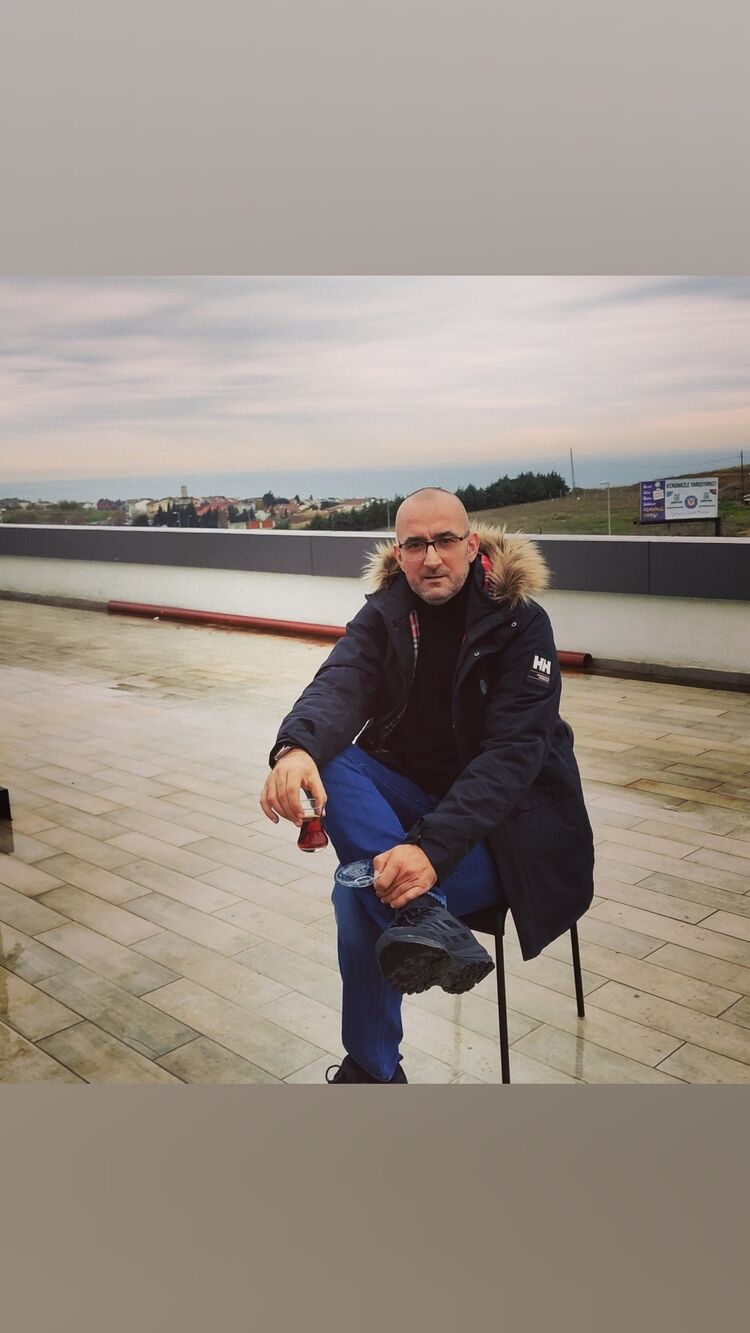  29479706  Serkan, 48 ,    
