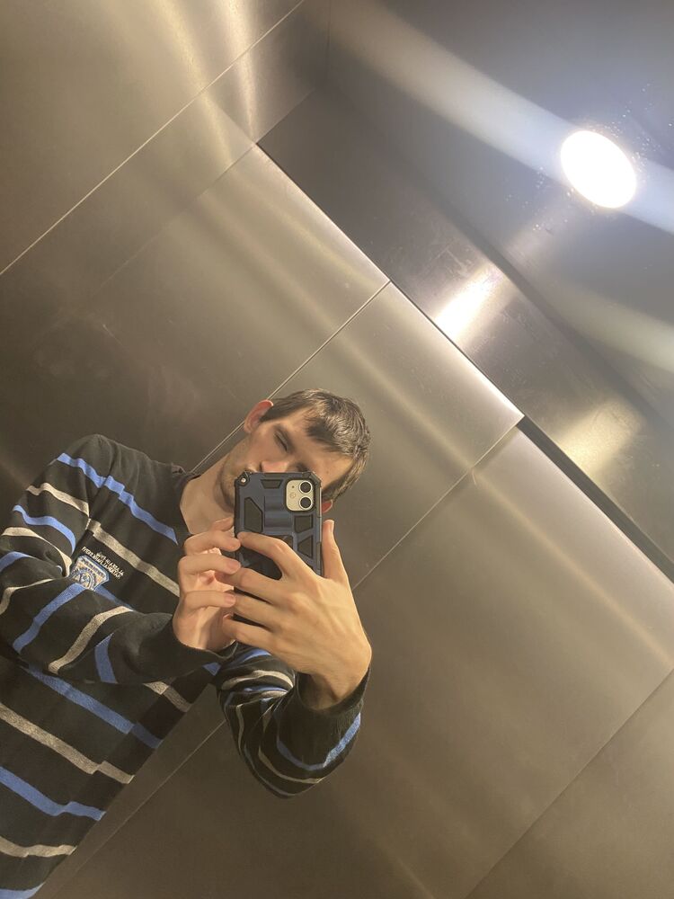  33024126  , 23 ,    -