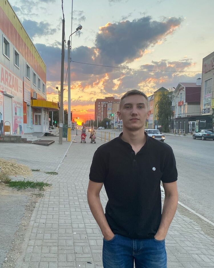  ,   Vladimir, 23 ,   ,   